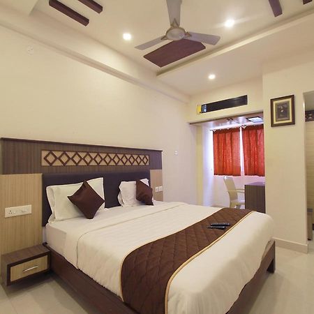 Oyo 11489 Pkn Classic Regency Madurai Ngoại thất bức ảnh