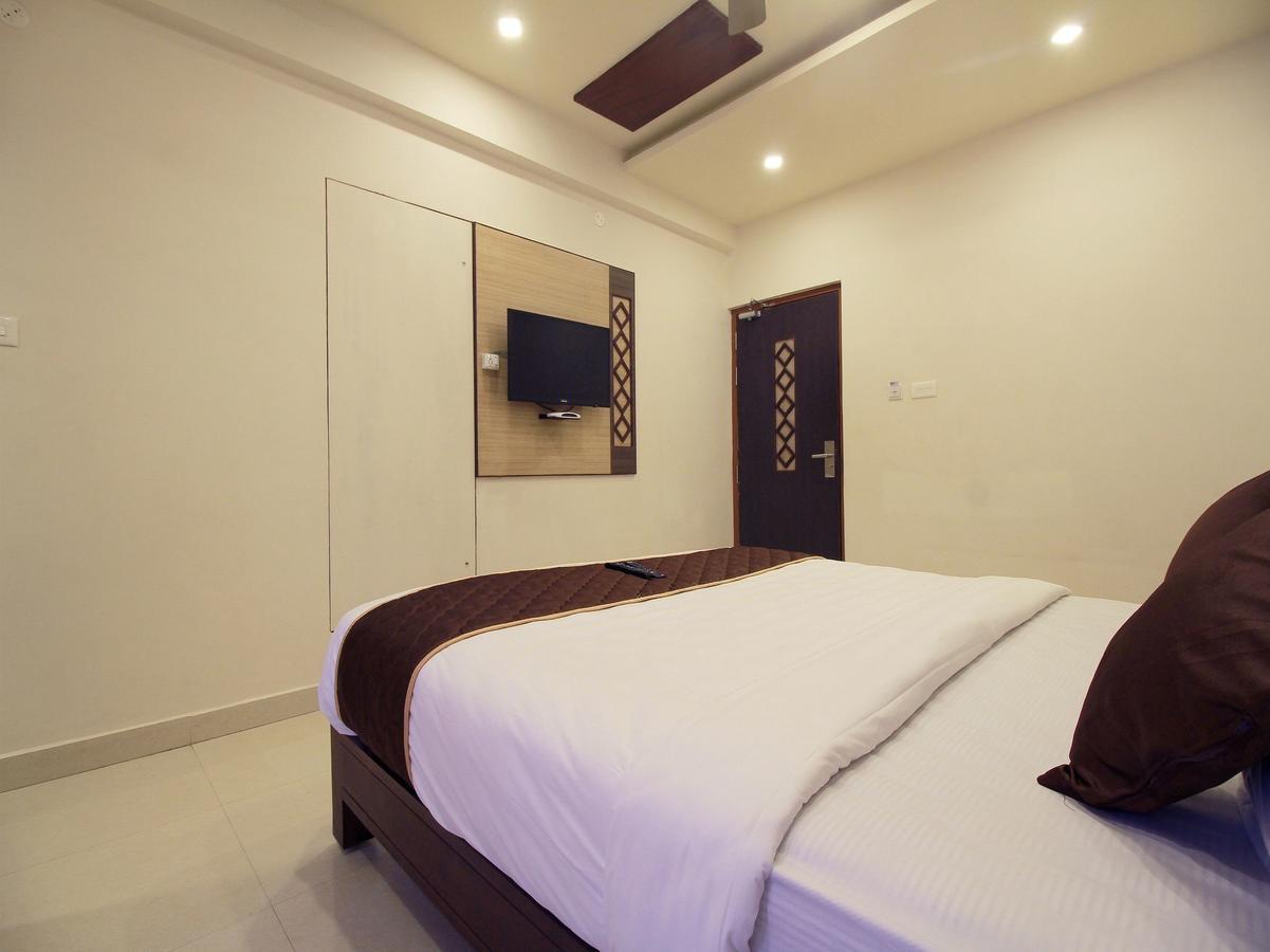 Oyo 11489 Pkn Classic Regency Madurai Ngoại thất bức ảnh