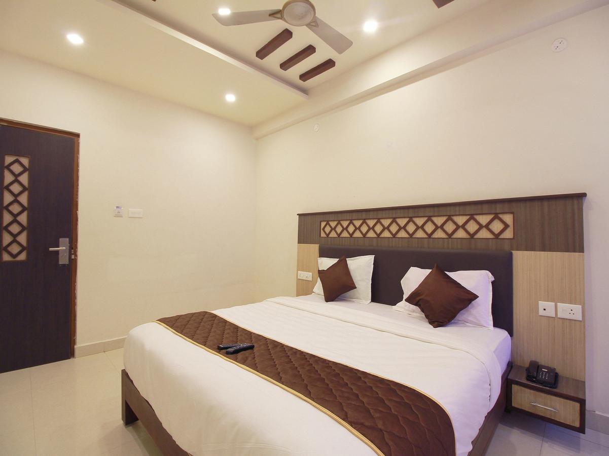 Oyo 11489 Pkn Classic Regency Madurai Ngoại thất bức ảnh