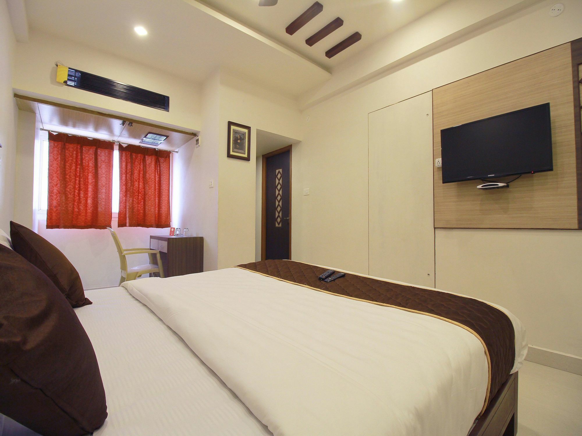 Oyo 11489 Pkn Classic Regency Madurai Ngoại thất bức ảnh